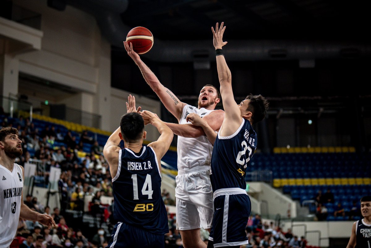 Tall Blacks tweet media