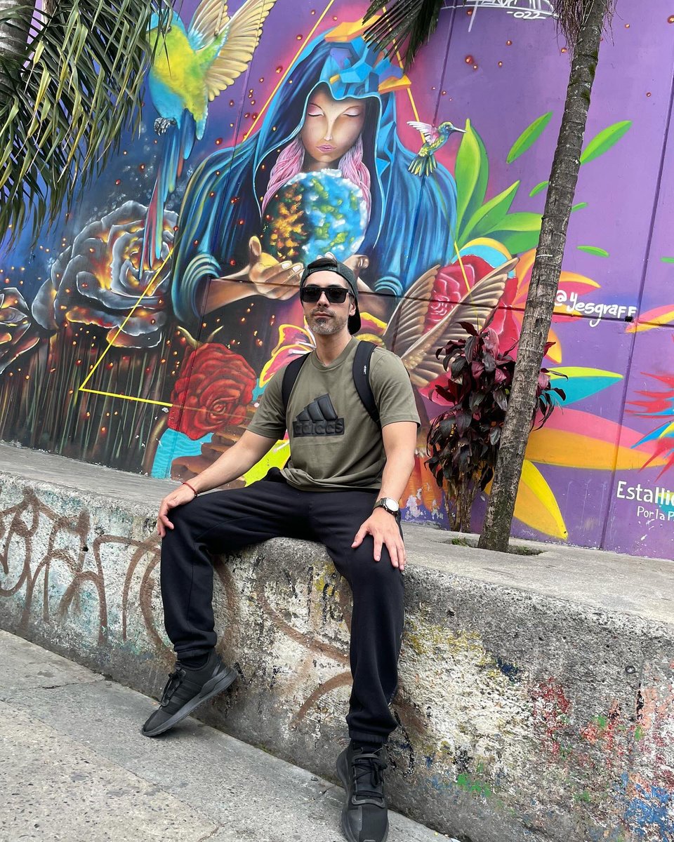 jOrGeNightWing's tweet image. #Medellin #colombia