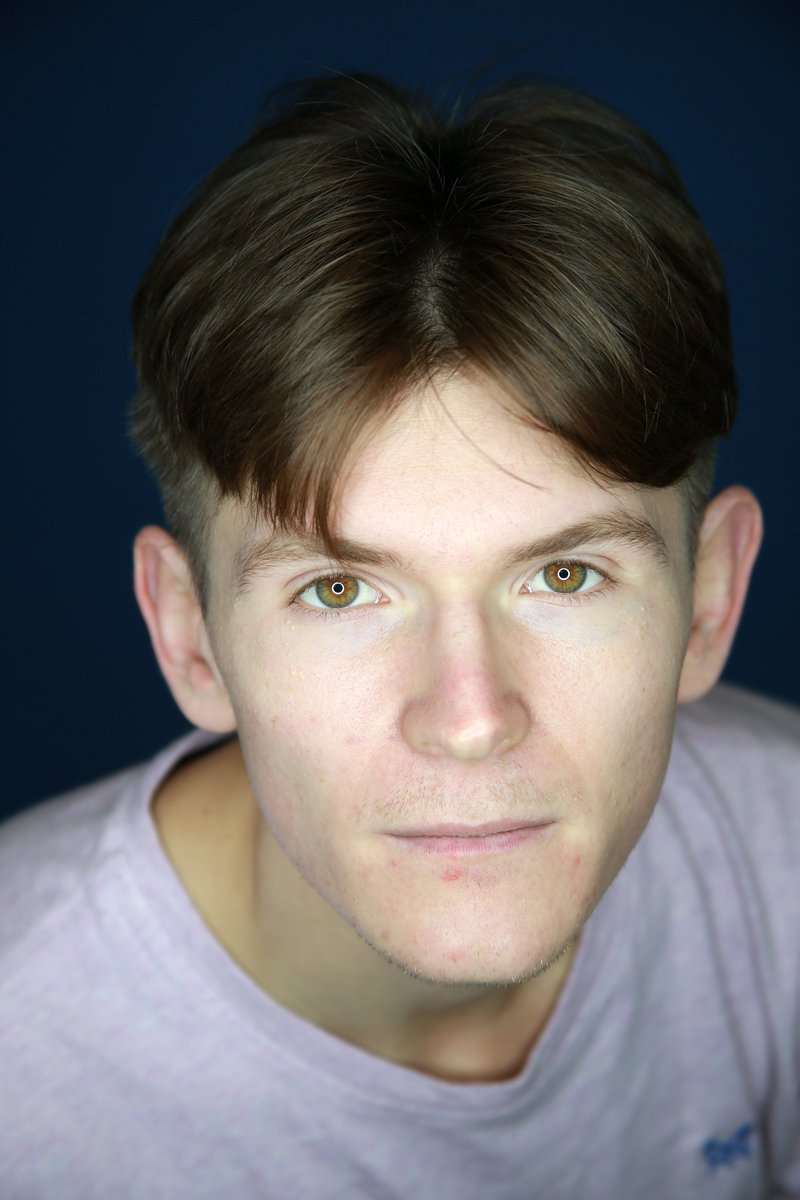 a few new shots taken by David Gingell in the studio in Brighton. I love the B&amp;W, what do you think? #headshots #actor