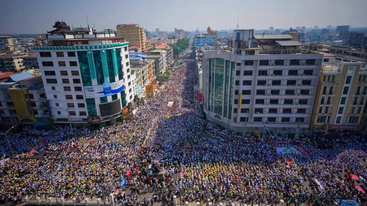 pink93sypink's tweet photo. 3rd Year Anniversary of 22222 General Strike
The People are proving that the People are the rightful owners of the Burma.
Some images of #22222GeneralStrike on Feb 22, 2021.
#SpringRevolution #MilkTeaAlliance #Burma #Myanmar #22222Revolution #WhatsHappeningInMyanmar #Feb22Coup https://t.co/eEb83rSF1y