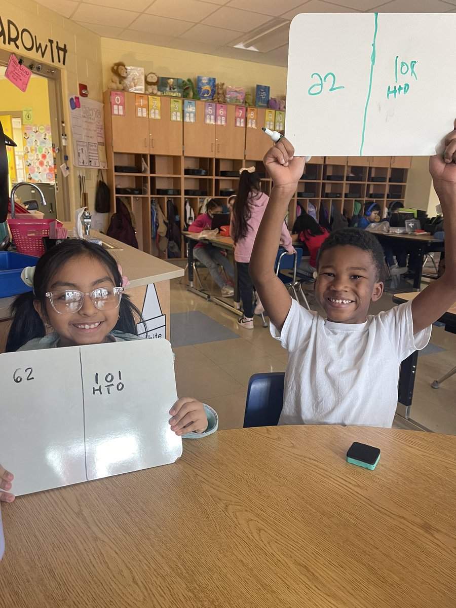 Mrs. Oakes tweet media