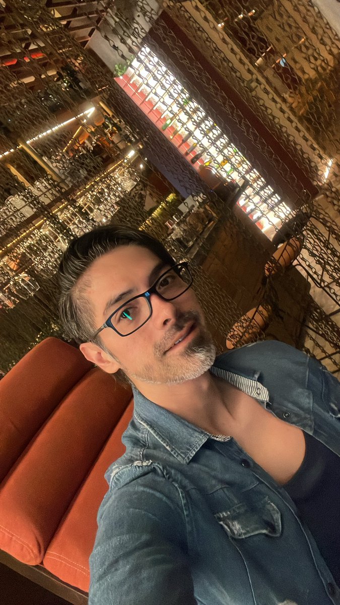 jOrGeNightWing's tweet image. Medallo city #provenza #Medellin #Colombia