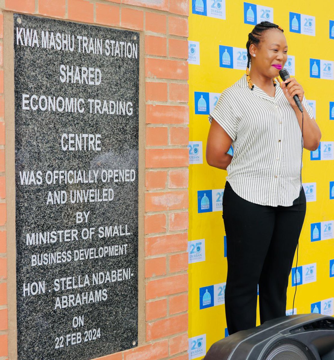 DSBD_SA's tweet image. “Our democratic government has made a commitment to set the country on a path of sustained economic growth to accelerate our onslaught on the triple challenge of poverty, inequality and unemployment,” said Minister Ndabeni-Abrahams.
#seif #Economicinfrastructure