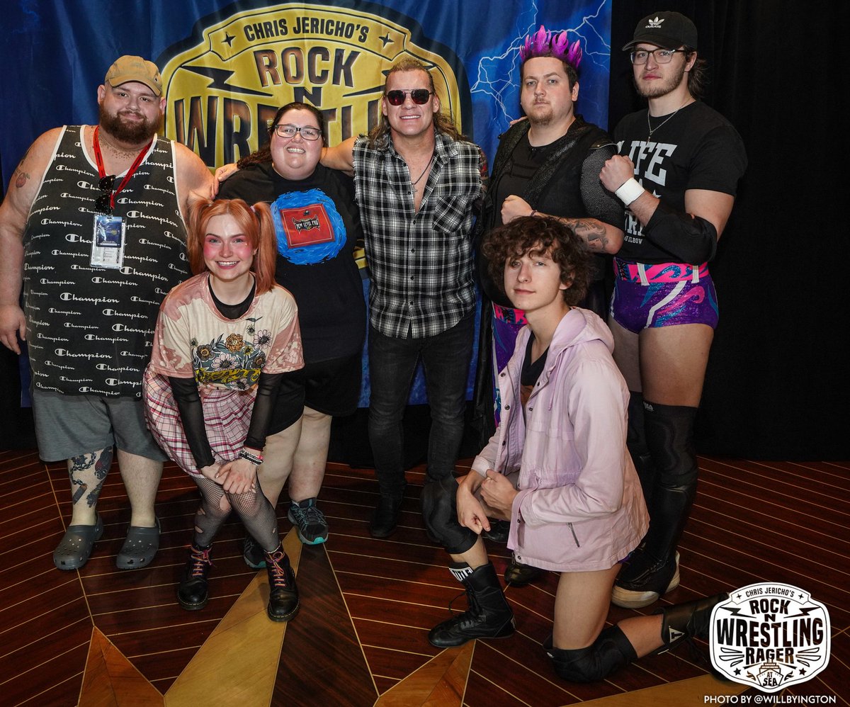 A Dynamite vacation in the #FiveAlive Jericho Cruise this year - Great events, energy, and memories made. The sixth can't come soon enough! 

#SixOnTheBeach #ChrisJerichoCruise #rocknwrestlingrager #RoguesGallery #NewLevelPro