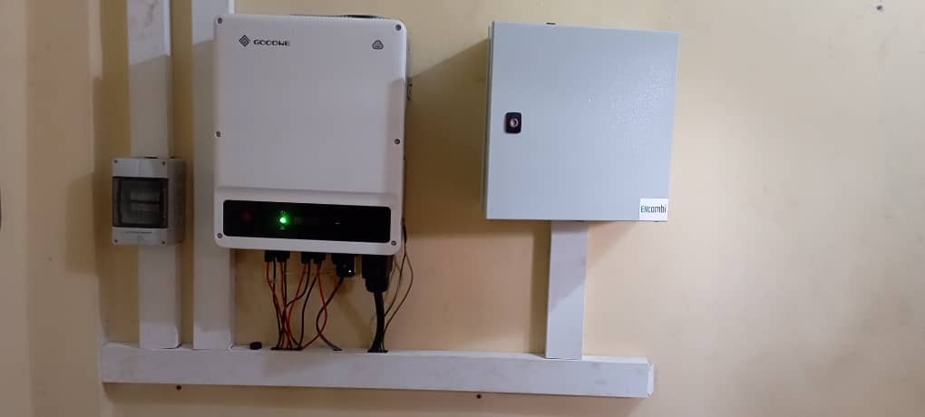 easysolar_sl's tweet photo. We're excited to announce that Easy Solar has powered the Holy Trinity Hospital in Makeni with clean energy! 

For this project, we installed a 30 kWh Grid Tie system.

Looking for a tailored power solution for your home or business?   Find out more here https://t.co/lJ366hGDhh https://t.co/VZ4mLIKho6