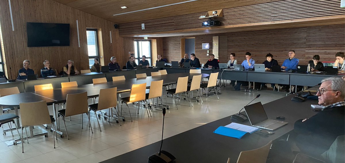 Contrat du bassin versant de l'Yzeron 2023-2025 : un bilan à mi-parcours très positif avec 5️⃣4️⃣% des actions engagées et des perspectives pour le suivant. ✅ Retrouvez-le juste ici : riviere-yzeron.fr/investir-pour-… 💧 #ensemblepourleau #sagyrc #ressourceeneau #environnement #eau