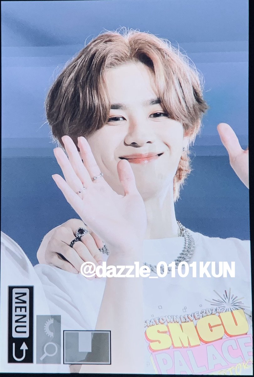 dazzle_0101KUN's tweet photo. 👋👋

#쿤 #KUN #クン #钱锟
#WayV  #WayVxSMTOWN2024 https://t.co/SrV0VMy52q