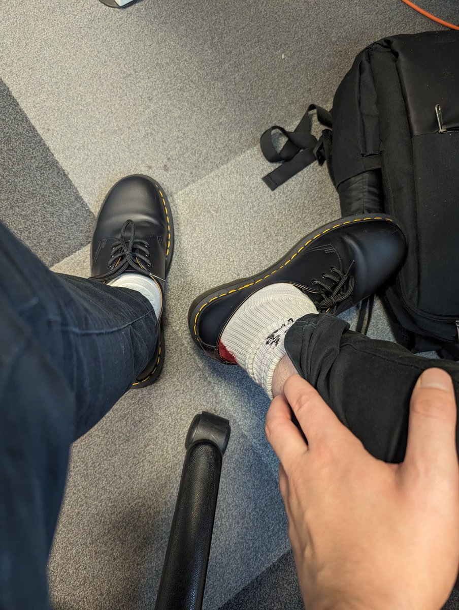 Son_of_Geek's tweet photo. I'm never wearing docs again this shit sucks https://t.co/bEtx2hpIAL