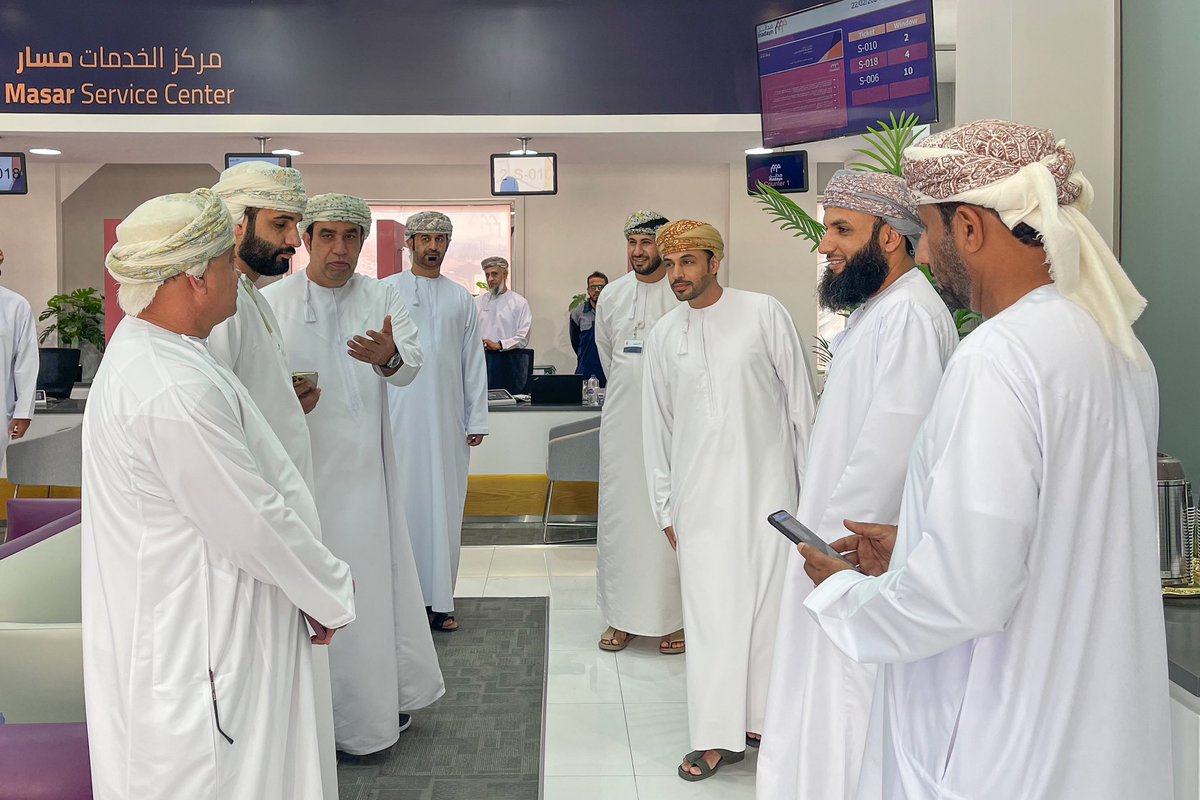 occi_dkh's tweet photo. وتم استكمال الجولة في اليوم التالي الخميس الموافق ٢٢ فبراير بزيارة مكتب مدائن في منطقة طيمساء الصناعية - نزوى، حيث قدم الفاضل/ ناصر بن حمد الكندي - مدير خدمات المستثمرين نبذة تعريفية عن المنطقة والمشاريع والمساحات المتوفرة بمنطقة طيمساء الصناعية. https://t.co/xZ4QfzgQV0