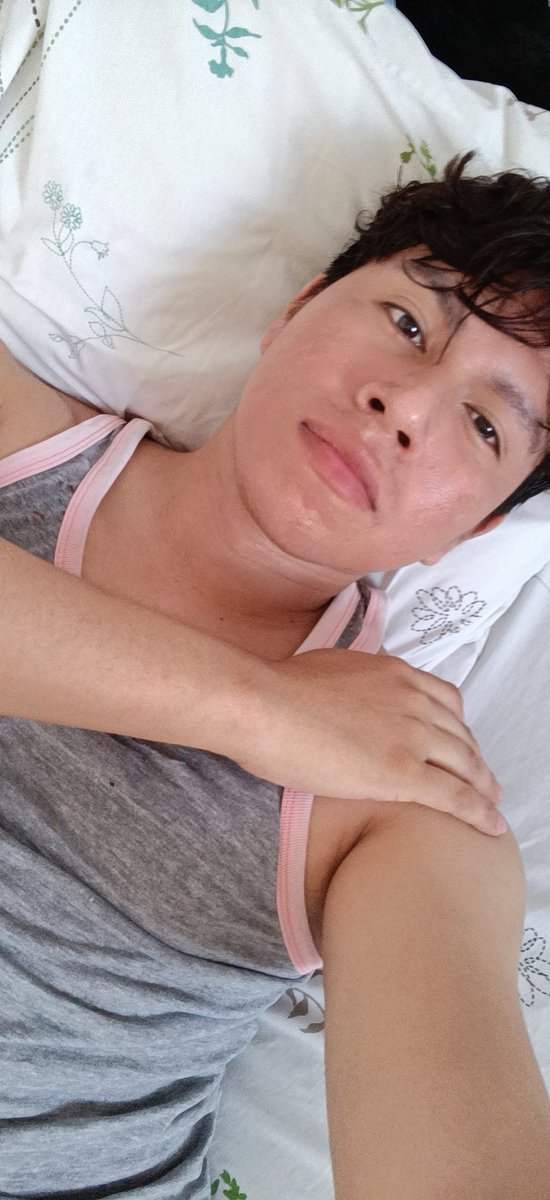 Hyun_AV's tweet photo. 😴 https://t.co/41sExYzJ6Z