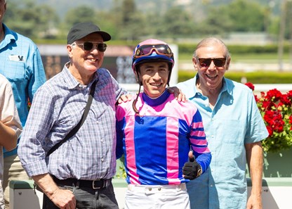 Sonny Pais joins us this week to talk about his start in racing, his current stable, and the retirement of his #CalBred superstar Brickyard Ride! inthemoneypodcast.com/the-owners-box…
