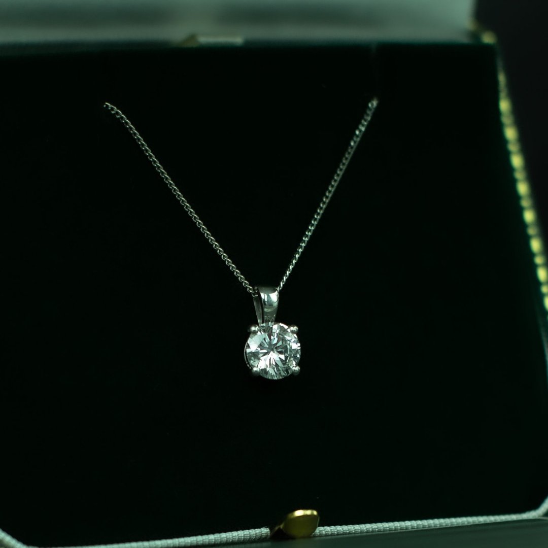 We're incredibly excited to announce this amazing raffle to mark LLNI's 60th Anniversary.

For your chance to win a stunning 1.52 carat diamond in a platinum pendant setting, with an estimated retail value in excess of £20,000, click llni.co.uk/shop/products/…

Tickets £10 each