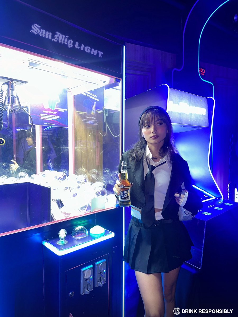 shinayahdc's tweet photo. cheers to good times and cold beers! 🍻 

#GetIntoTheLightLife #SanMigLight

Drink Responsibly
ASC S0029P020524S https://t.co/6qO9Foq5dm