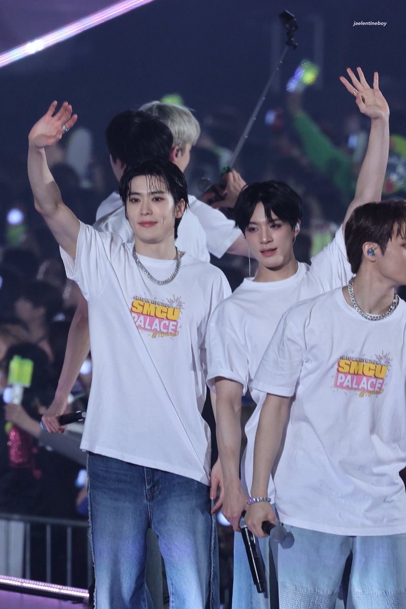 jaelentineboy's tweet photo. 240222 SMTOWN #JAEHYUN #재현 
🐱🐶 https://t.co/zcc2CmQMws