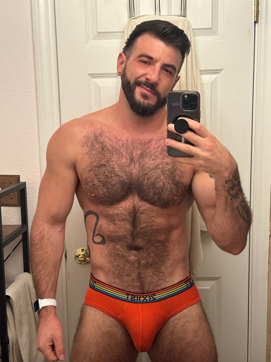 1 pic. Want to take it off yourself? https://t.co/1lq1KU4Ib6