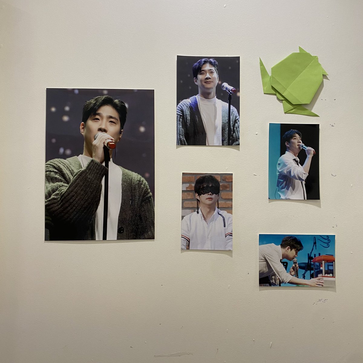 #HAPPY_DONNY_DAY
#HAPPY_SANGDON_DAY
#시린_계절_푸르게_태어난_그대  

슈슉 갔다온 도니 생카!! 요기조기 붙어있는 종이 꼬부기들이 귀여워..🐢💚 엽서우체통도 연두색💚 꼬부기로 가득한 공간!! 엽서도 후다닥 한장 쓰고 왔따✌🏻미리 생일축하해욤 삼춘💚💚