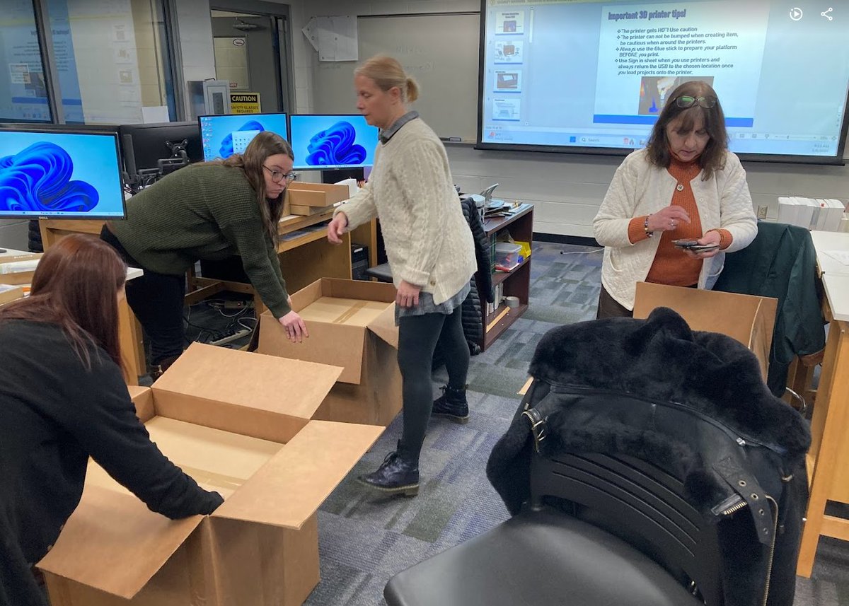 LuzIU18's tweet image. Local libraries are gearing up to provide 3D Printing training and services to their communities. Thanks @LuzerneCC for your support. #PAsmart @PADeptofEd #CareerReadyPA