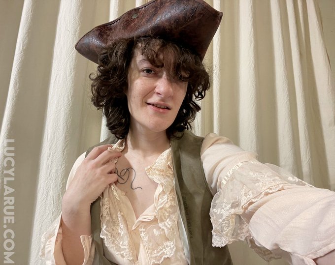 🏴&zwj;☠️Argg I'll be gettin yer booty one way or another!🏴&zwj;☠️ https://t.co/Q7pF5gwvux