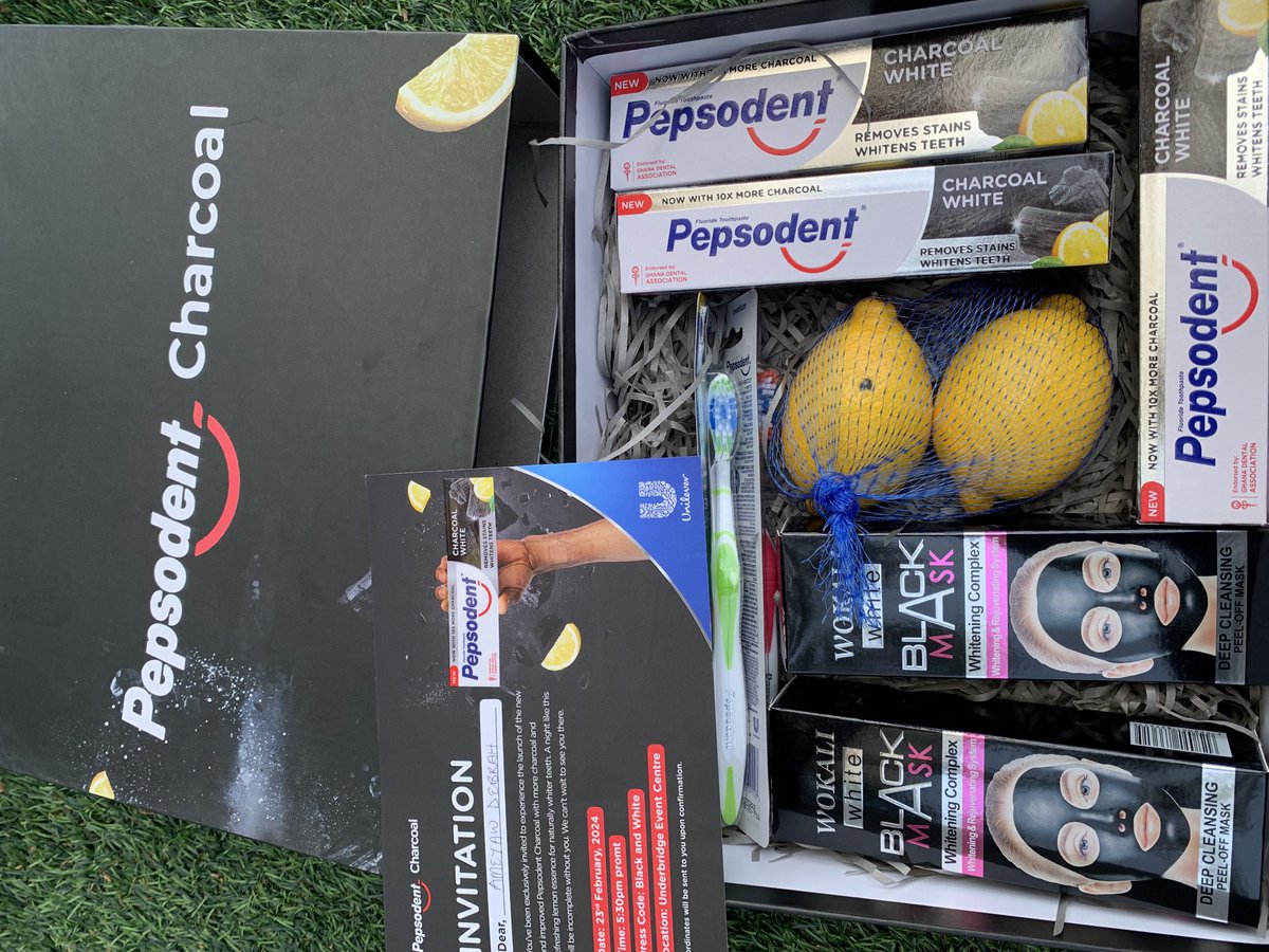 AmeyawDebrah's tweet image. The New Pepsodent Charcoal is known for its excellent cleansing and whitening the teeth for a brighter smile.

#MorePower #MoreBenefits #Pepsodent #PepsodentCharcoal 
@pepsodent_ghana.