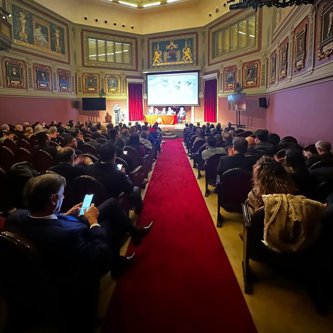conatelpy's tweet image. Evento Internacional en España: Presidente de la CONATEL disertó en Madrid acerca del tema: “Regulaciones analógicas para industrias digitales”.
En el marco del evento internacional organizado por CERTAL en la cumbre denominada “Conectar Comunidades” 
#GobiernoDelParaguay