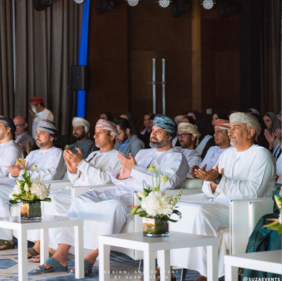 Turning dreams into reality, OQ latest graduation ceremony🌟🎓 Proud to be the force behind this memorable event, creating moments that last a lifetime. 
•
•
Concept, desgin, build up and management by SUZA
•
•
@this_is_oq 
•
#Graduation #Eventexcellence #Suza