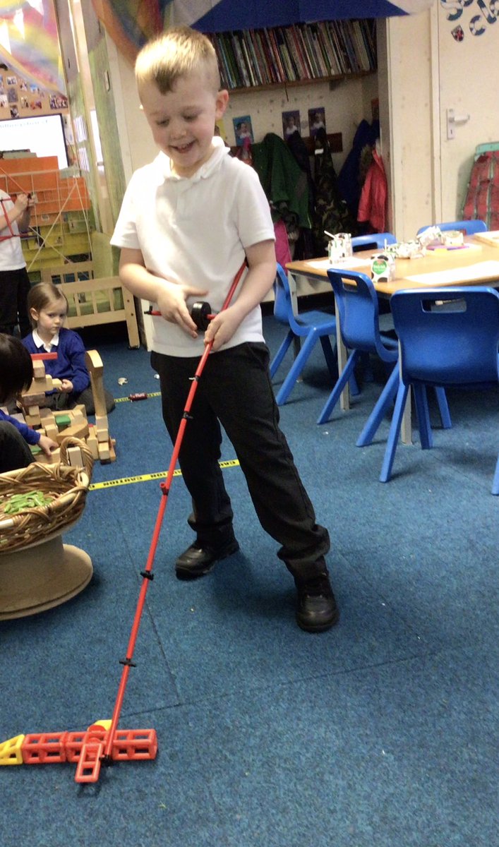 BPSEYFS's tweet image. This afternoon we found a different box of construction.  Having made a fishing rod this creative young man made himself a fish to catch.