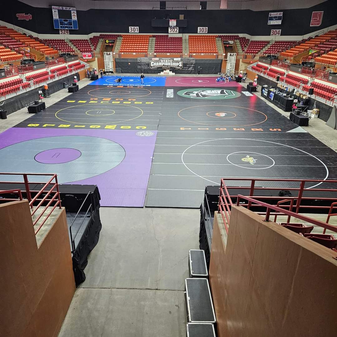 We're weighed in and ready for the 2024 4A STATE CHAMPIONSHIPS! Wrestling begins at 9am!

#WildcatWrestling #LouisburgMade #4AState