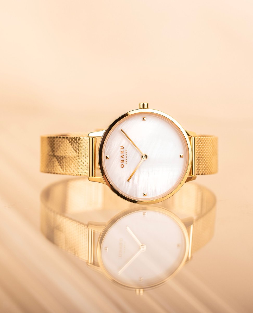 🚨 NEW COLLECTION 

Introducing the Figen Gold – a masterpiece of luxury and precision. This gold-plated marvel from the FIGEN series is a symbol of refined craftsmanship, encased in lustrous gold-plated stainless steel.