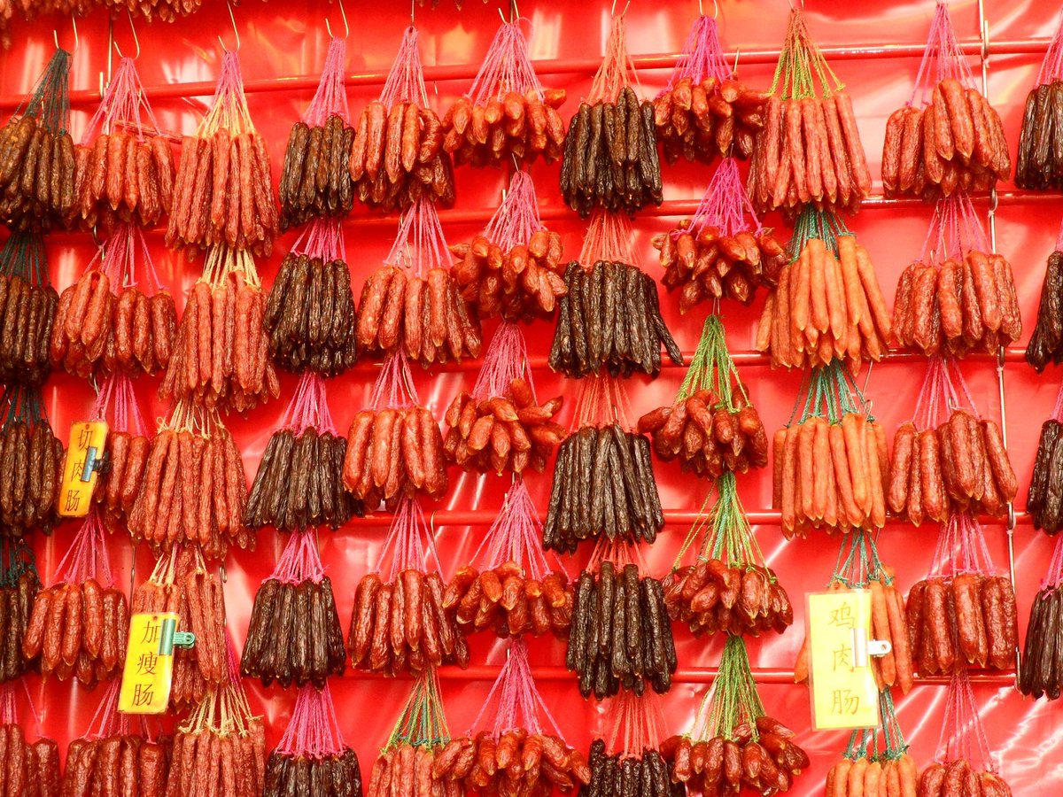 Coco Xie, CQ8 - New Year Eve Dinner 

“Eating cured meat and sausage during the Spring Festival is a custom in Sichuan and Chongqing areas.  

Start your adventure in China. Apply now!
🔗tinyurl.com/n4eaw7b4 

#chinesenewyear  #cny #lunarnewyear #yearofthedragon