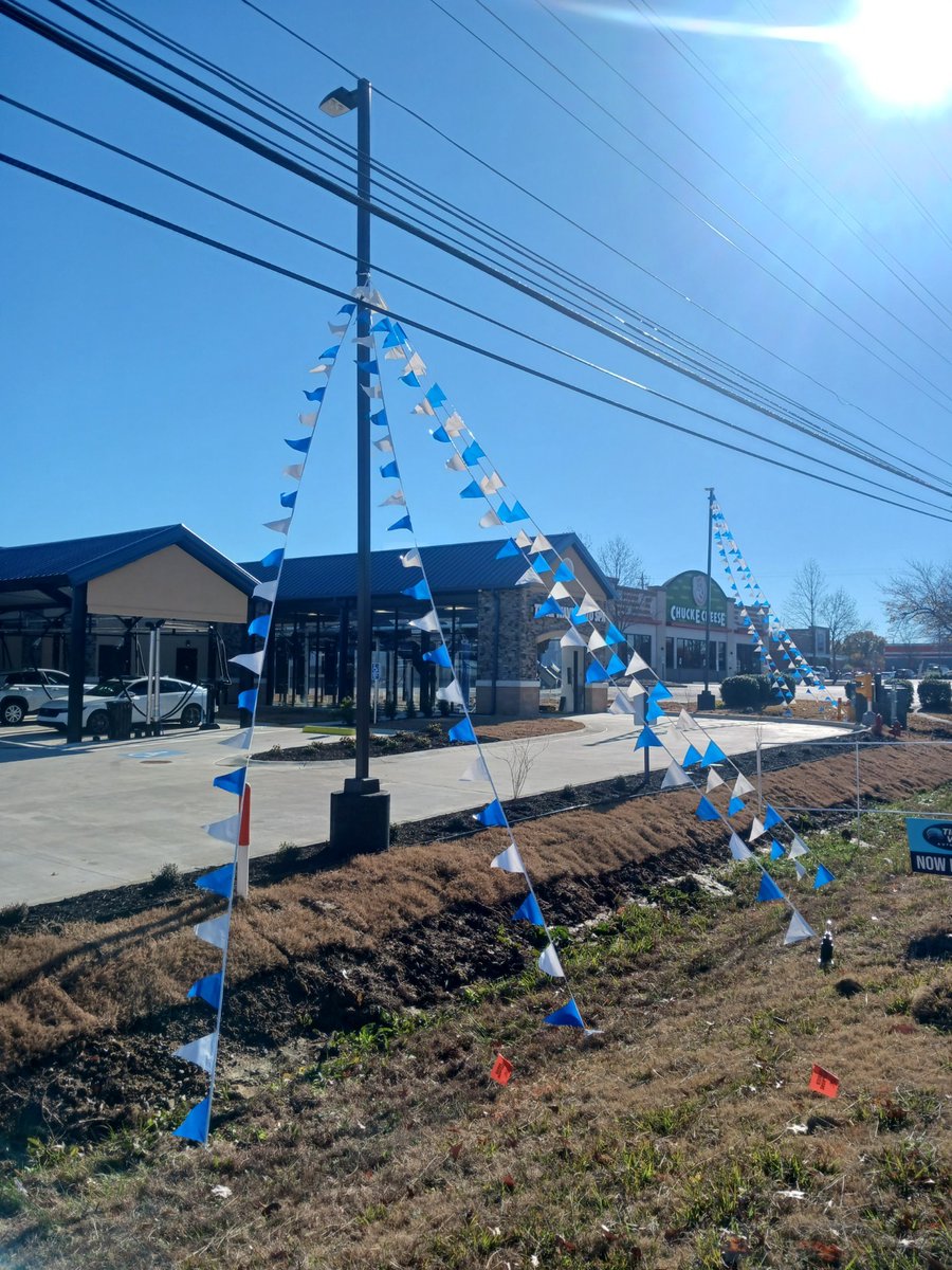 asapevent's tweet image. Never underestimate the power of some pennant lines to grab the attention of potential customers. These make a great piece to celebrate your business – a cost-effective showstopper!
#onestopshop #eventadvertising #asapevents #promoadvertising #pennants