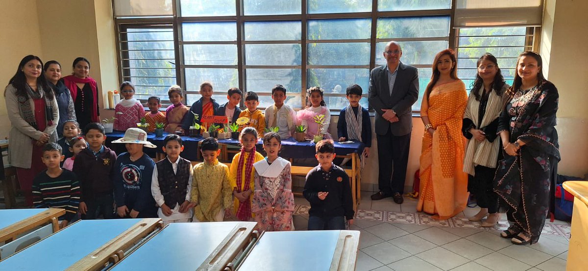 Preeti Mehra (@preetimehra77) on Twitter photo ‘Market Mania’ activity conducted by students of class 1 #Ahlintl to reinforce the concept of money #experientiallearning #NCF2024 #NEP <a href="/ashokkp/">Ashok Pandey</a> <a href="/y_sanjay/">Sanjay Yadav</a> <a href="/pntduggal/">PUNEET DUGGAL</a> <a href="/ShandilyaPooja/">Pooja Shandilya</a> <a href="/cbseindia29/">CBSE HQ</a> <a href="/WeAreTeachers/">We Are Teachers</a> <a href="/FirstinMaths/">First in Maths</a> <a href="/jyoti123sh/">Jyoti Sharma</a> <a href="/preetyshah4/">preety shah</a> <a href="/divyanarulaais/">Niyonika Narula</a> <a href="/KomalNarang53/">Komal Narang</a> ‘Market Mania’ activity conducted by students of class 1 #Ahlintl to reinforce the concept of money #experientiallearning #NCF2024 #NEP <a href="/ashokkp/">Ashok Pandey</a> <a href="/y_sanjay/">Sanjay Yadav</a> <a href="/pntduggal/">PUNEET DUGGAL</a> <a href="/ShandilyaPooja/">Pooja Shandilya</a> <a href="/cbseindia29/">CBSE HQ</a> <a href="/WeAreTeachers/">We Are Teachers</a> <a href="/FirstinMaths/">First in Maths</a> <a href="/jyoti123sh/">Jyoti Sharma</a> <a href="/preetyshah4/">preety shah</a> <a href="/divyanarulaais/">Niyonika Narula</a> <a href="/KomalNarang53/">Komal Narang</a>