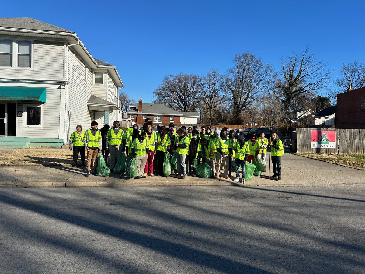 Apply for Brightside's Trash for Cash Program today! Any 501c3 non-profit is eligible. Your organization could receive $100 per mile of roadway cleaned up! Contact our office for more info or apply here before 3/8/24: louisvilleky.gov/government/bri…
