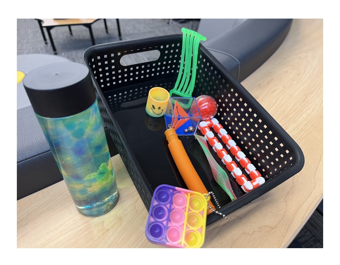 Do you work with KY kids in stressful situations? If so, check out this <a href="/STLPKentucky/">STLP Kentucky</a> project by a team of <a href="/BowenBees/">Bowen Elementary</a> 5th graders! They’re providing free sensory kits to help KY kids “Cool Down!” Please share!
An order form is on the project website: sites.google.com/jefferson.kysc…