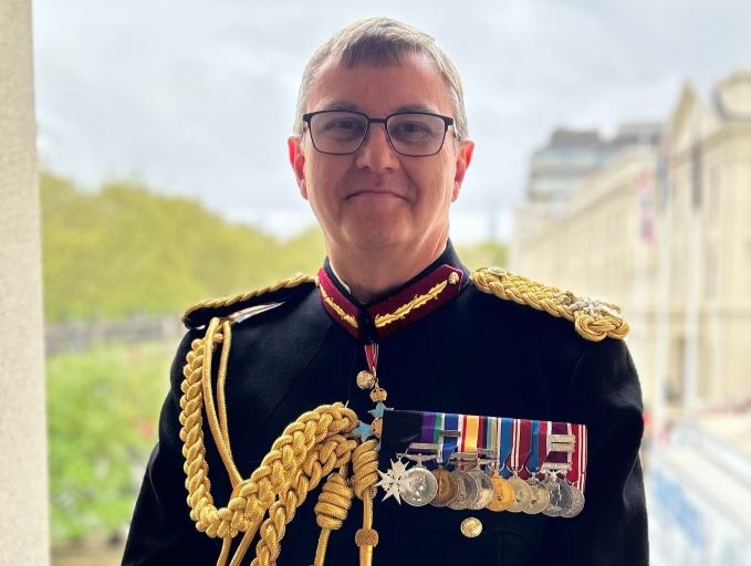 Aston University PR (@astonpress) on Twitter photo 🪖| The Surgeon General has visited <a href="/AstonUniversity/">Aston University</a> to speak to students <a href="/AstonMedicine/">Aston Medical School</a>
🧑🏫Major General Timothy Hodgetts CBE gave two lectures, on leadership and emergency medicine
🏥He is the first army medic to reach the rank of Major General
👉tinyurl.com/5n6mebrk 🪖| The Surgeon General has visited <a href="/AstonUniversity/">Aston University</a> to speak to students <a href="/AstonMedicine/">Aston Medical School</a>
🧑🏫Major General Timothy Hodgetts CBE gave two lectures, on leadership and emergency medicine
🏥He is the first army medic to reach the rank of Major General
👉tinyurl.com/5n6mebrk
