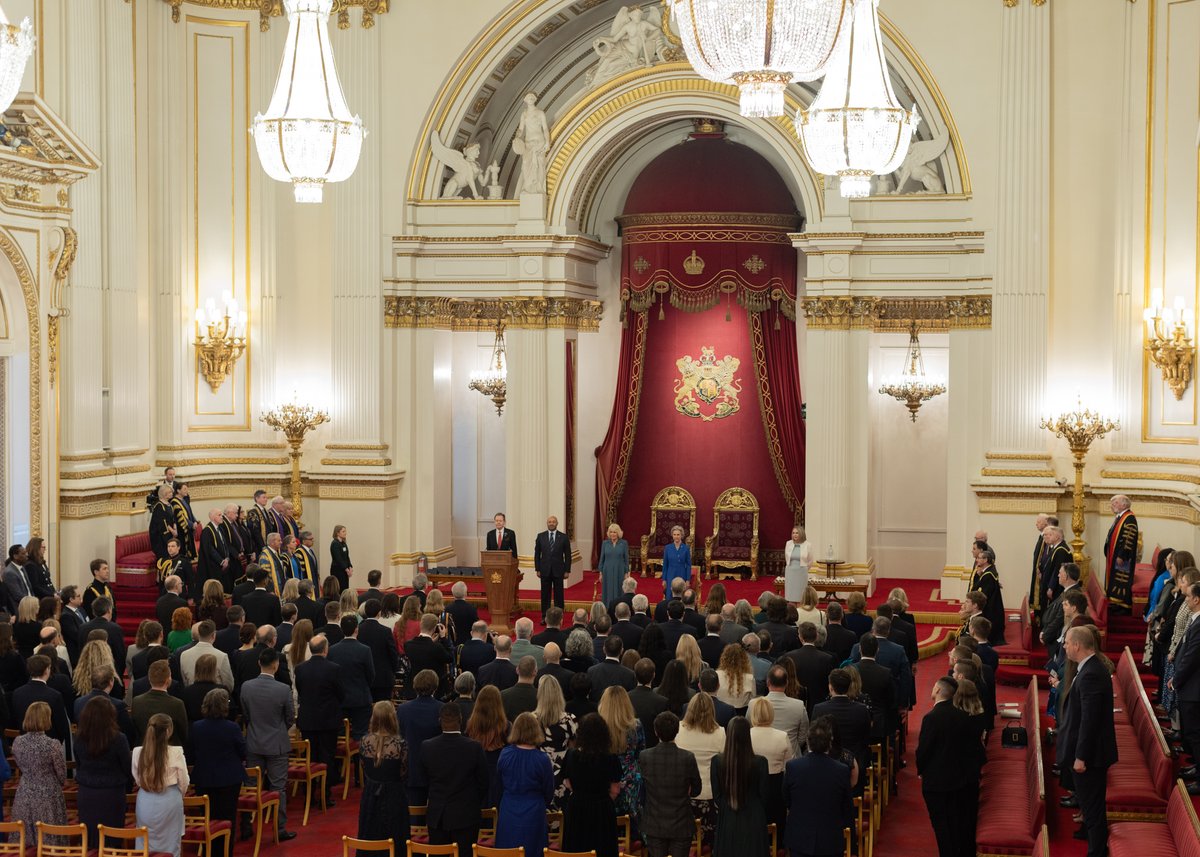 Her Majesty The Queen and The Duchess of Gloucester presenting The Queen’s Anniversary Prizes for Higher and Further Education today in the Ballroom at Buckingham Palace. The highest national Honour in education! #QAPrize #HigherEducation #FurtherEducation @RoyalFamily