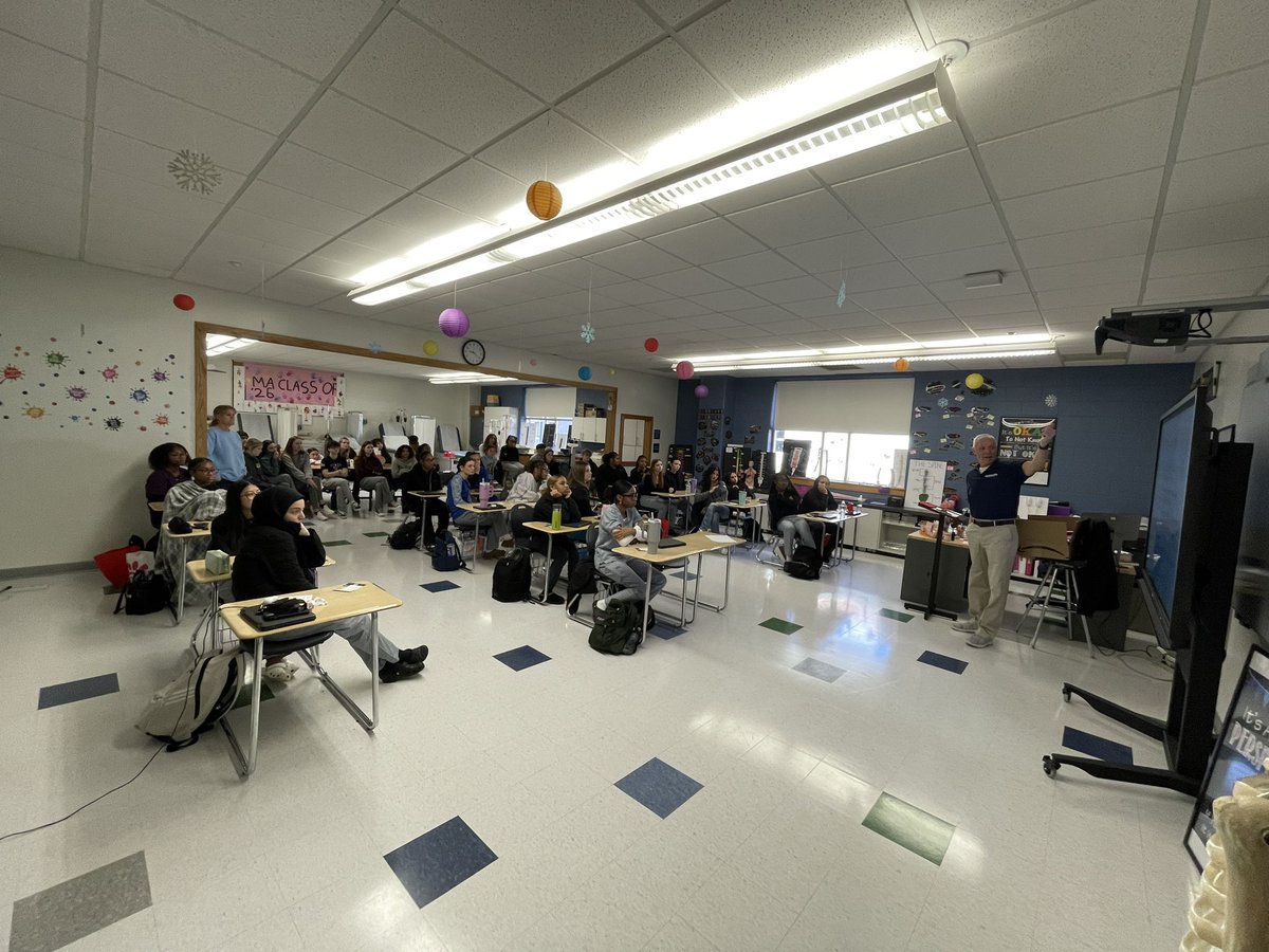 SGHawksMA's tweet photo. This is what collaboration looks like! MA and EMS career areas coming together to receive training on Narcan administration from @Tylers_atTAcK this is why #nccvtworks @fhansonic @nccvtsd @St_GeorgesTHS https://t.co/xGCl5I8xIn