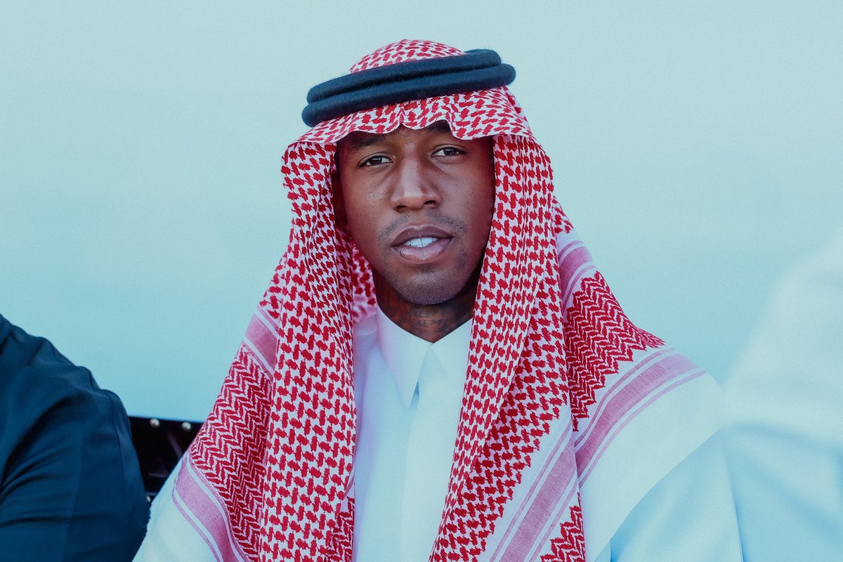 talisca_aa's tweet photo. Congratulations to the King of Saudi Arabia, and crown prince Mohammed Bin Salman, and All Saudis for the Saudi Founding Day 🇸🇦
I'm proud to be here with you,
I wish you all the best and success 💚 https://t.co/jCM7T1Z6aM