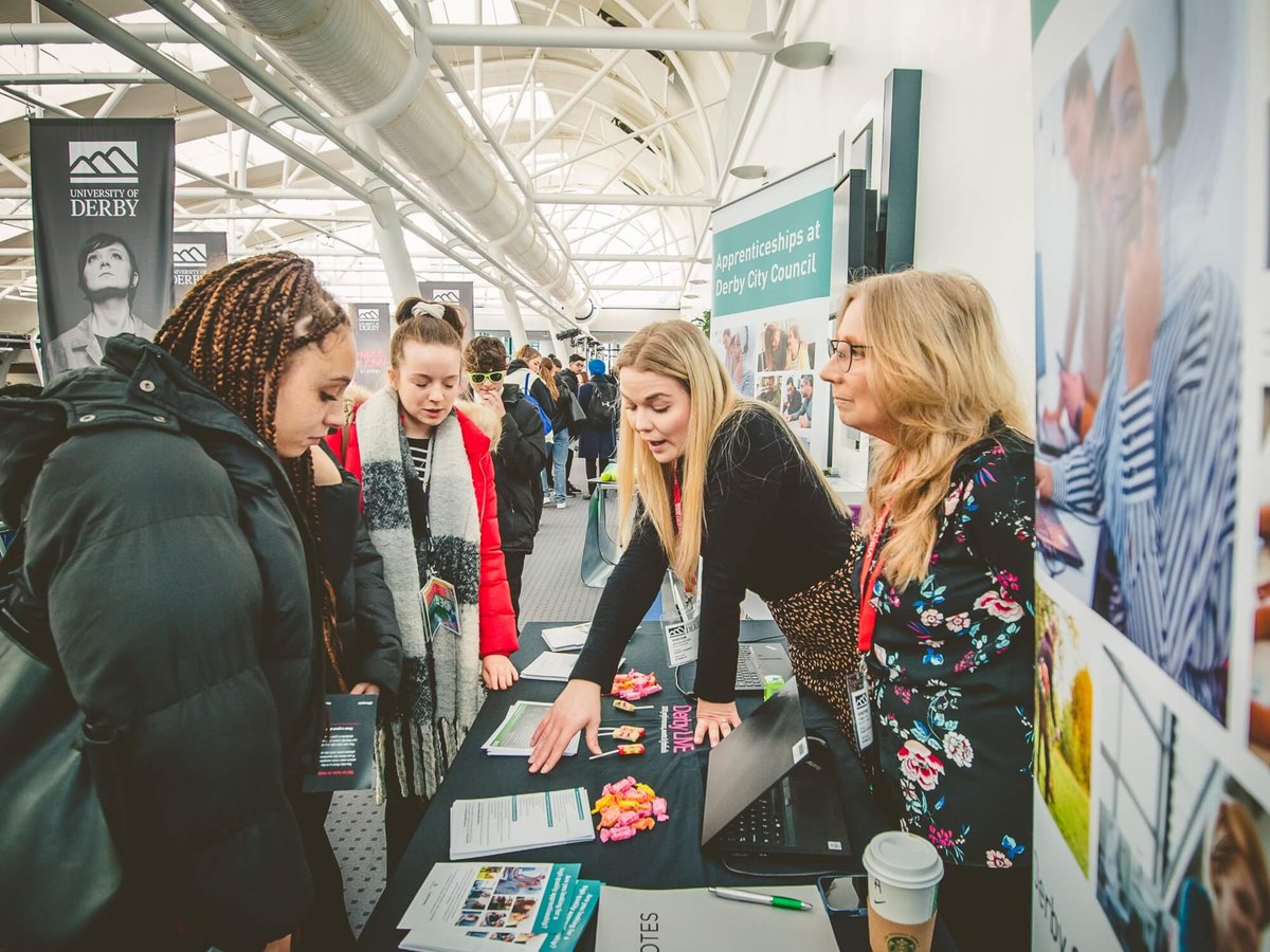 📅 There's less than a week to go until our Build Your Career event! This is the perfect day for your students to discover all the opportunities they need to make them job ready or help them find their future pathway. Learn more and secure your place. 👉 ow.ly/CB9M50QFusC