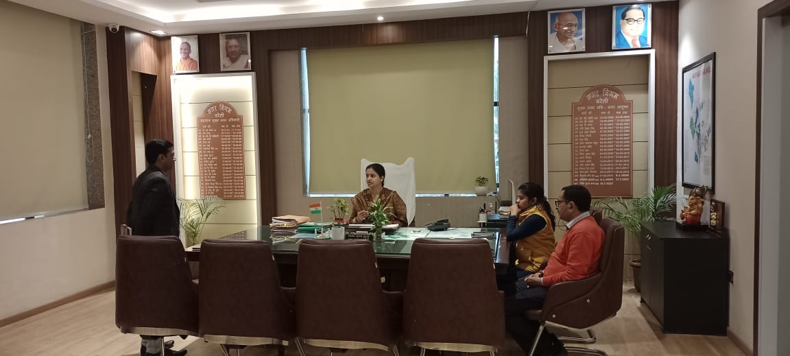 Janta Darshan
<a href="/amritabhijat/">Amrit Abhijat</a> <a href="/aksharmaBharat/">A K Sharma</a> <a href="/bareilly_nn/">Bareilly Nagar Nigam</a> <a href="/CommissionerBa1/">Commissioner, Bareilly Division</a>