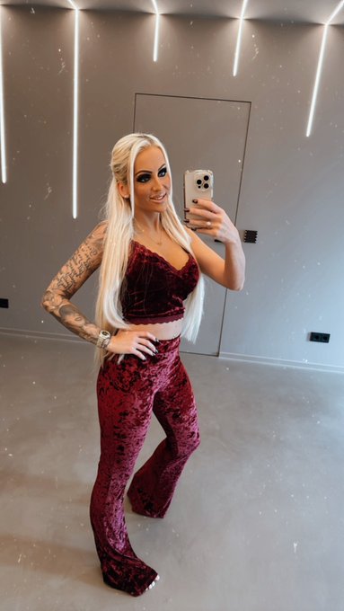 Hello 👋 Alles gut bei euch?   Hier klicken ➡️ https://t.co/GDBLX6dZZ0 https://t.co/oUjbYAHnTN