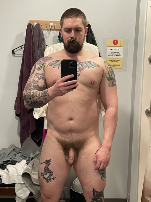Good morning naked man enjoyers 🤌 https://t.co/zQ8qkIxhBD