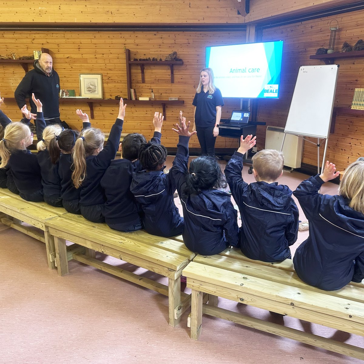 Cranford_Sch's tweet photo. The rain did not deter our joyful Year 1's from their adventure to Beale Park today! Thank you to all staff involved in taking such a superb trip!ππ¦ #BealePark #KS1Adventures https://t.co/bqUHpihfGu
