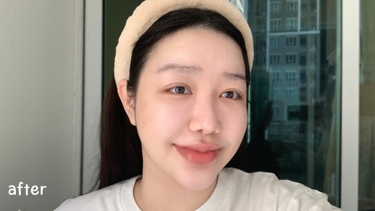 กันแดดวิตามินC&amp;Eที่ใช้แล้วประจำแล้วได้ผิวใสด้วย! เนื้อดีบางเบาแบบตกใจ  เกลี่ยง่ายม๊ากกกกก หลังทาจะทิ้งความเงา ความโกลว์ไว้บนผิวแต่ไม่มันนะ ค่าspf50 PA+++คือทดสอบบนผิวมนุษย์จริงมาแล้วนะ ไม่ได้เทสแค่ในแลปแบบแบรนด์ทั่วไป กันแดดได้จริงแน่นอน