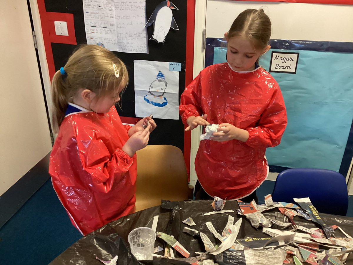 BPSYearTwo's tweet image. Spain class enjoying creating their animals from the North and South Pole. #BillingshurstArt