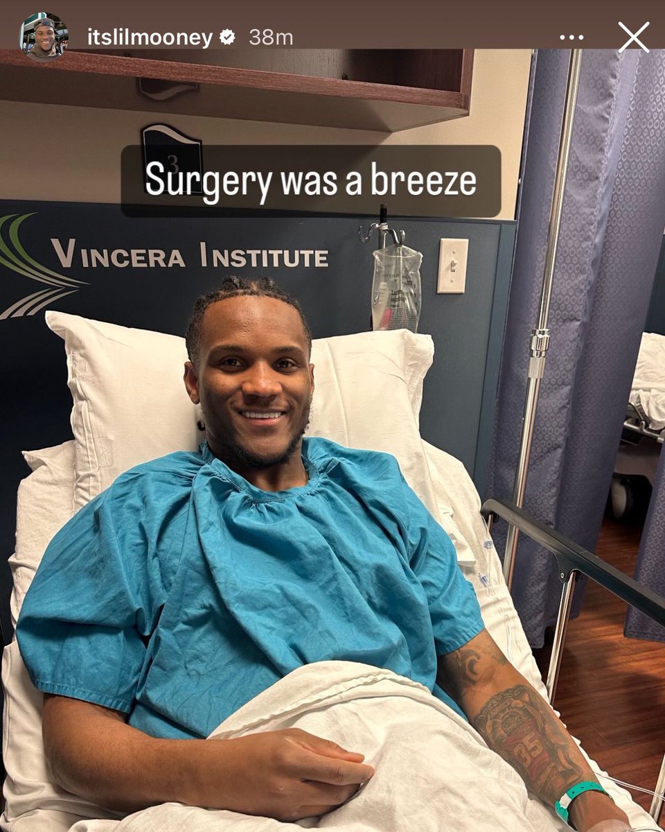 OurSf49ers's tweet image. #49ers Mooney Ward underwent successful surgery via his IG 🙏🏼