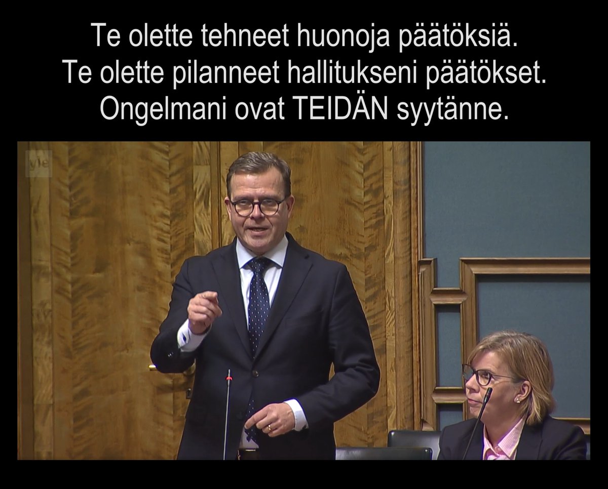 TomKeepIt's tweet photo. Antti Petterille pitäisi lahjoittaa peili.
#peili #lapanen #syyllinen https://t.co/pa6Q6OAdt2