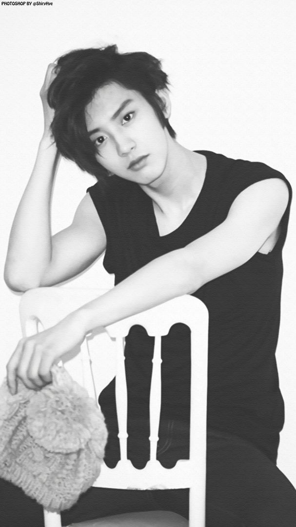 92FOLDER's tweet image. it’s been 12 years since chanyeol was introduced as a member of exo 🤍 so proud of him and everything he’s been achieving, let’s keep creating many happy memories together for many years to come, love you always 🤍

#12CherryfulYearsWithLoey 
#찬열이와_열두번째사계절