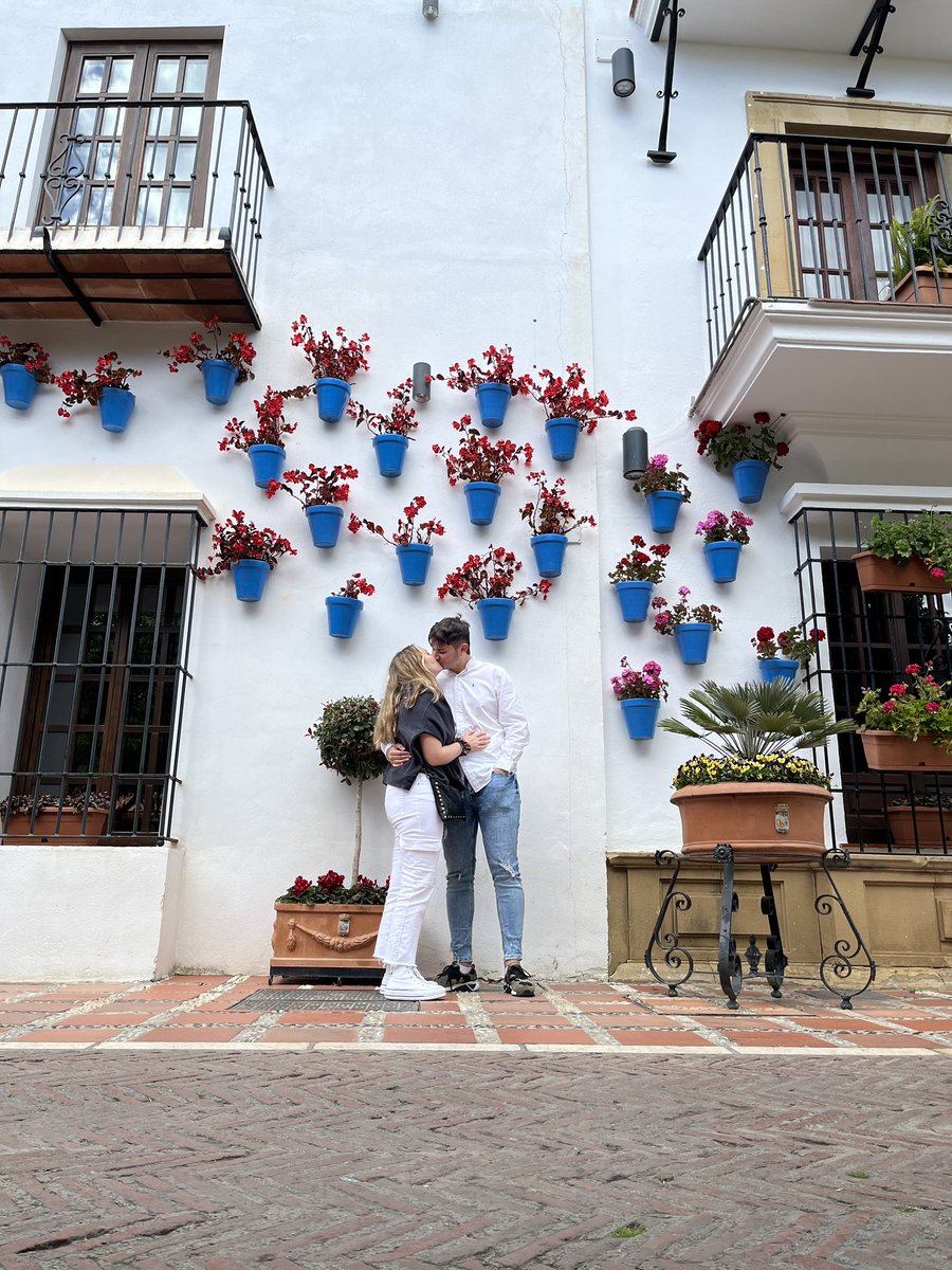 laandresss's tweet photo. Hace ya 2 años que decidimos empezar una etapa nueva juntos. No puedo estar más orgullosa de hasta donde hemos llegado y creo que somos el claro ejemplo de que si hay amor, no importa la distancia.
Te quiero demasiado. Gracias por cambiar mi vida🩵
@javier55244 https://t.co/Rp5fzslfwo