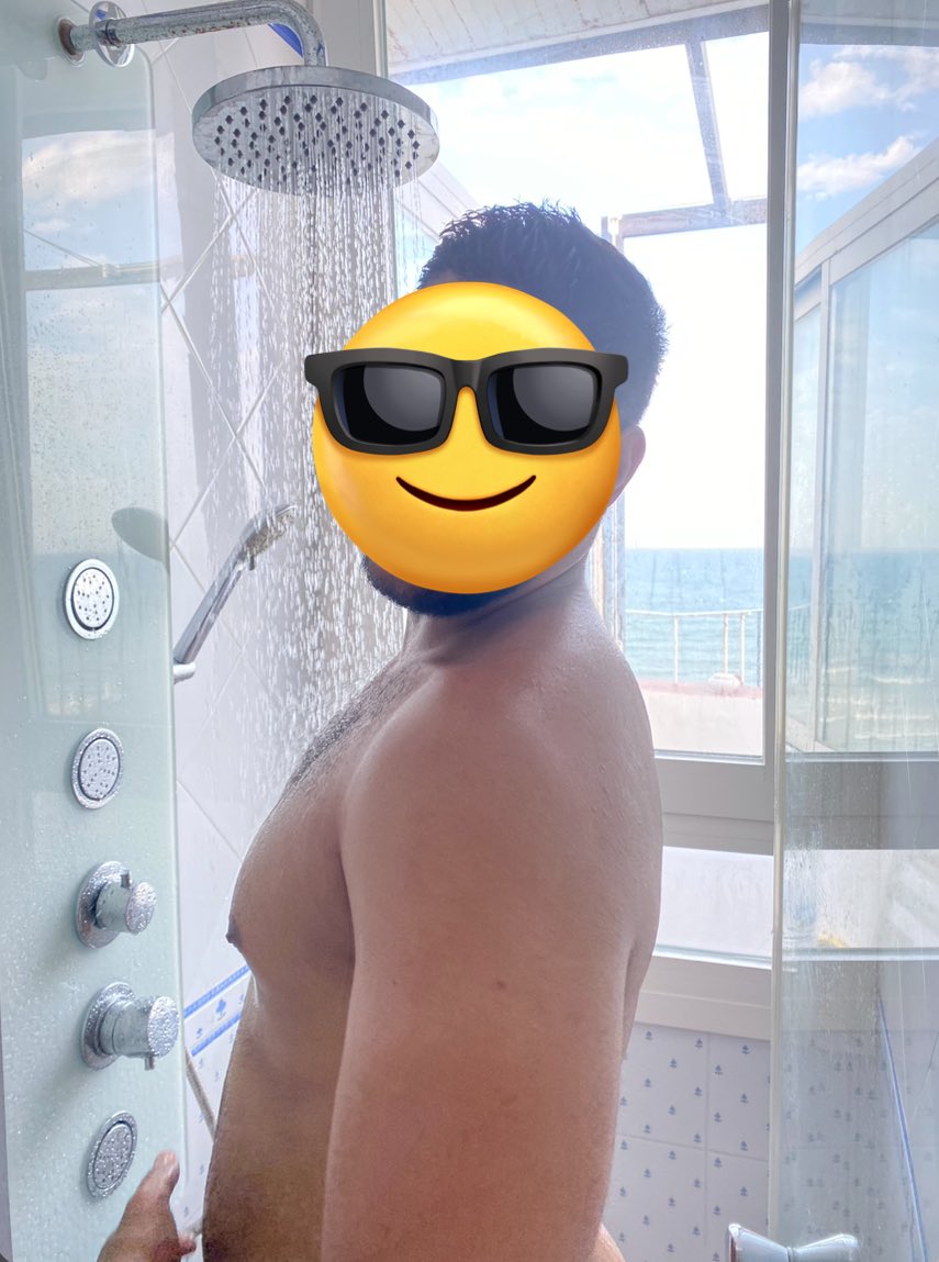 thick_bigboy's tweet photo. Shower time 
#gay #shower https://t.co/gY2B4fFyhh