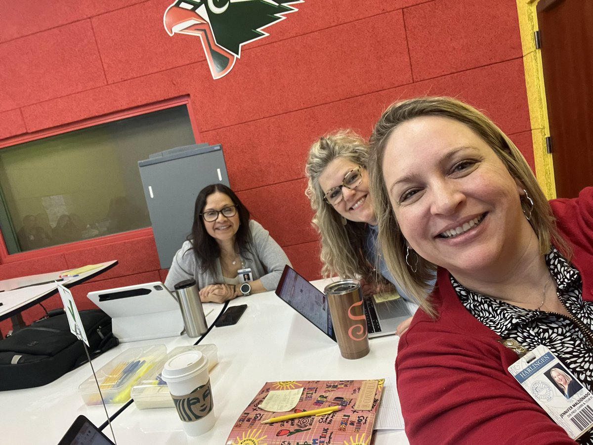Alignment Allstars ready to roll up our sleeves for a day of learning. <a href="/engage_learning/">engage2learn</a> <a href="/HarlingenCISD/">HCISD</a>